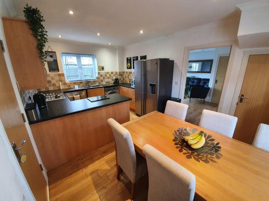 Holiday home Classy Family House-gym-free Parking-train Station Exeter