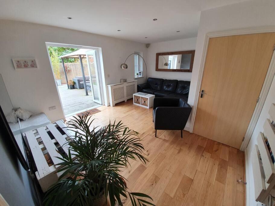 Classy Family House-gym-free Parking-train Station Holiday home Exeter